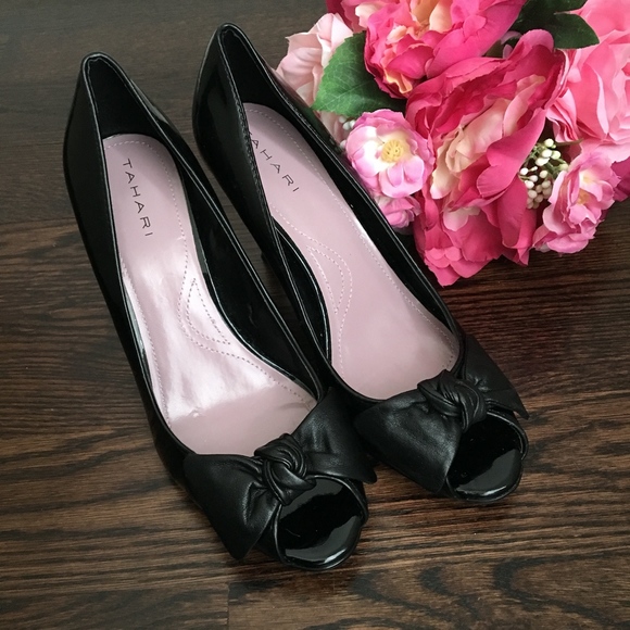 Tahari Peep Toe Fancy Pumps - Open Toe Black Pumps - Picture 2 of 7